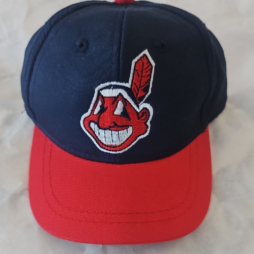 Fresh Cleveland Baseball Youth Cap Navy Red